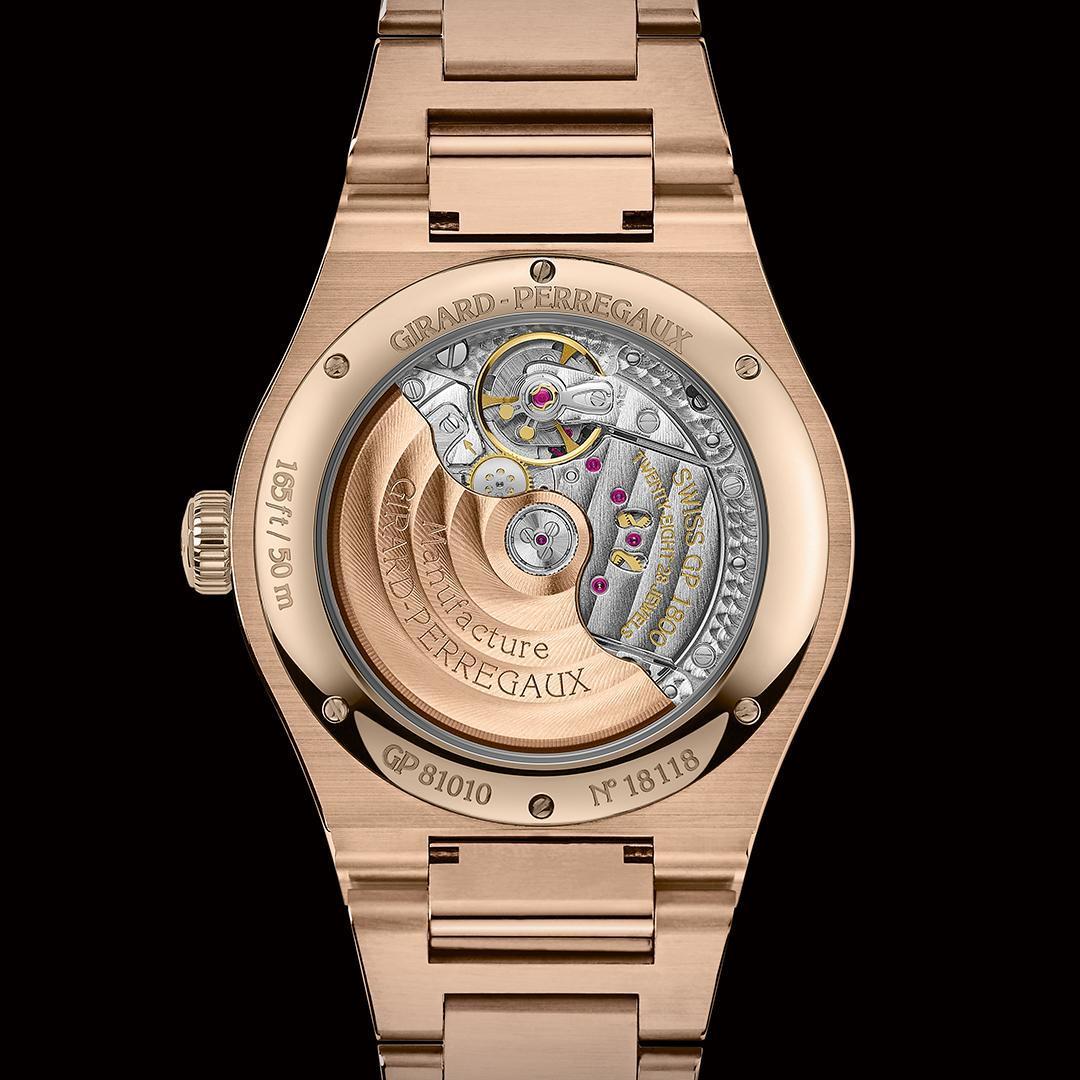 Girard-Perregaux Laureato 42 mm