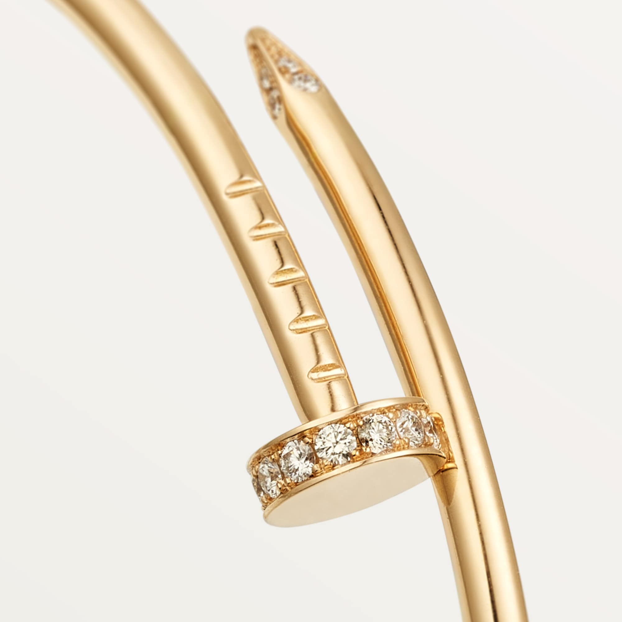 Браслет с бриллиантами Cartier Juste un Clou small model
