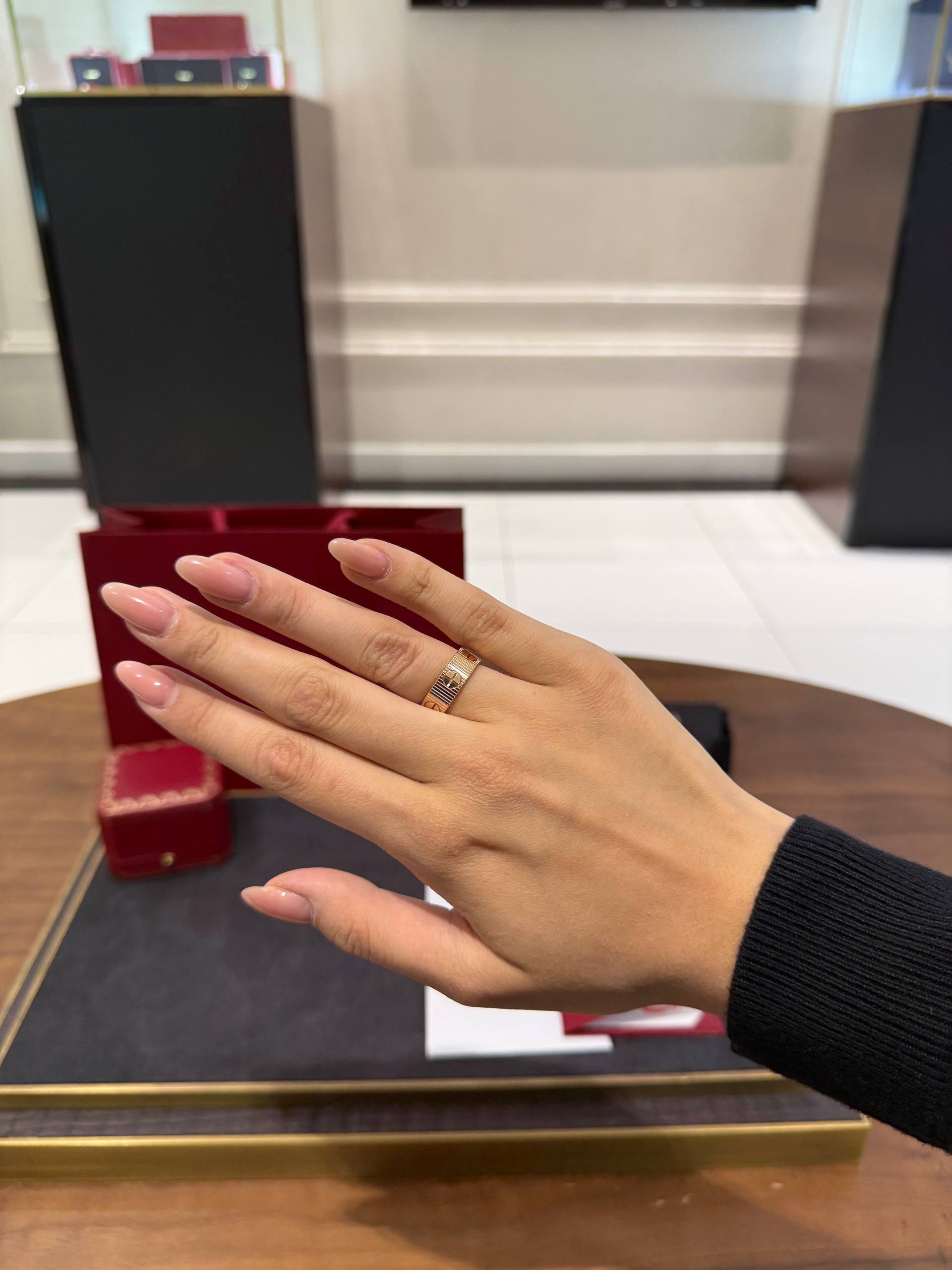 КОЛЬЦО CARTIER LOVE UNLIMITED