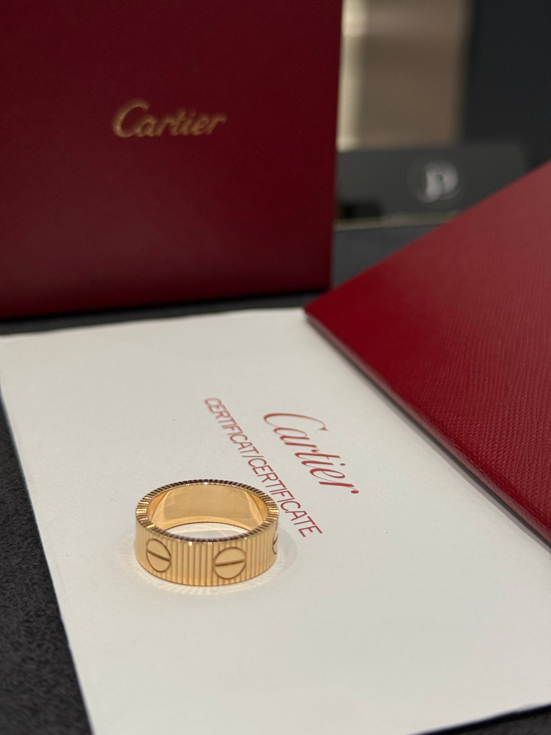 КОЛЬЦО CARTIER LOVE UNLIMITED