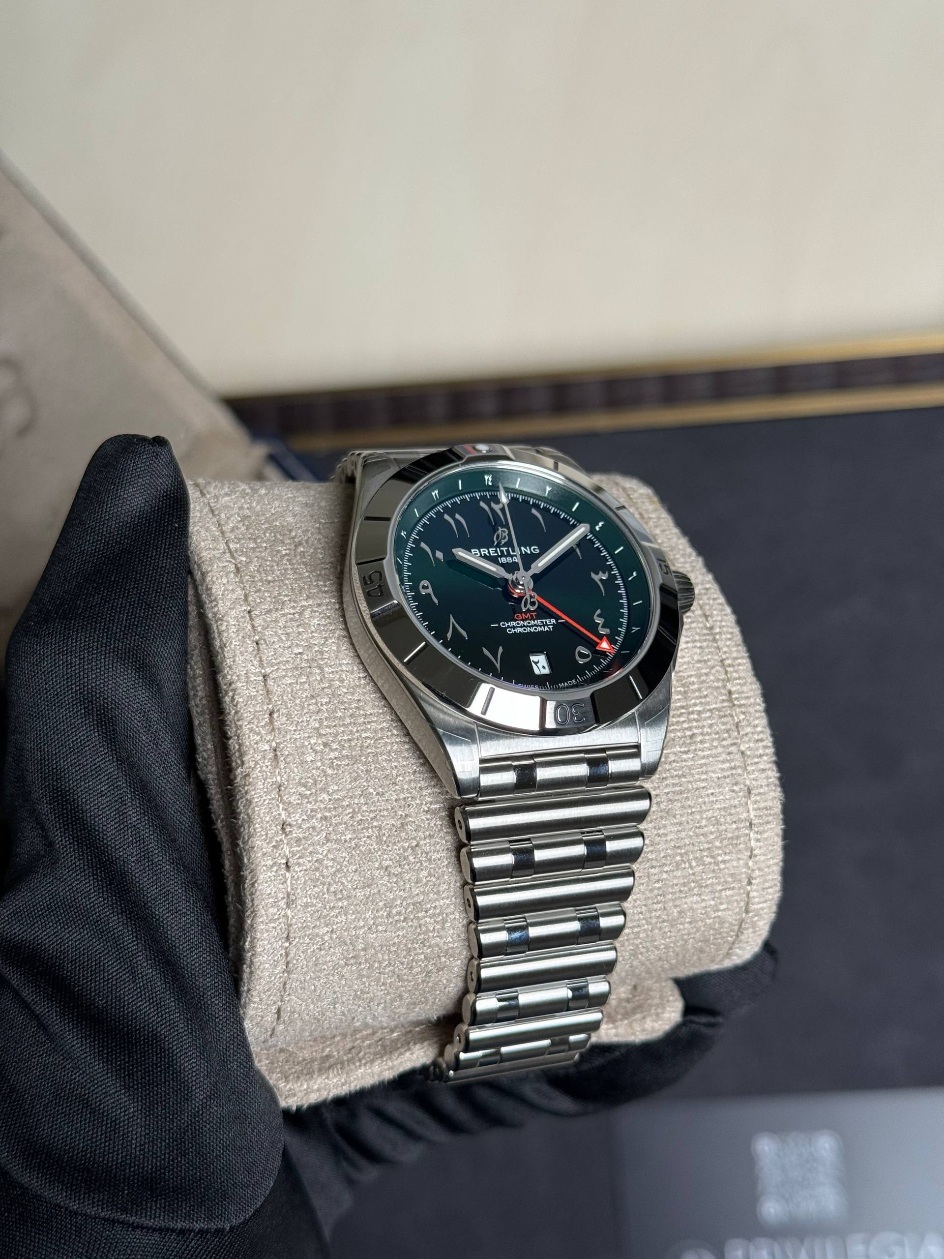 Breitling Chronomat Automatic GMT 40