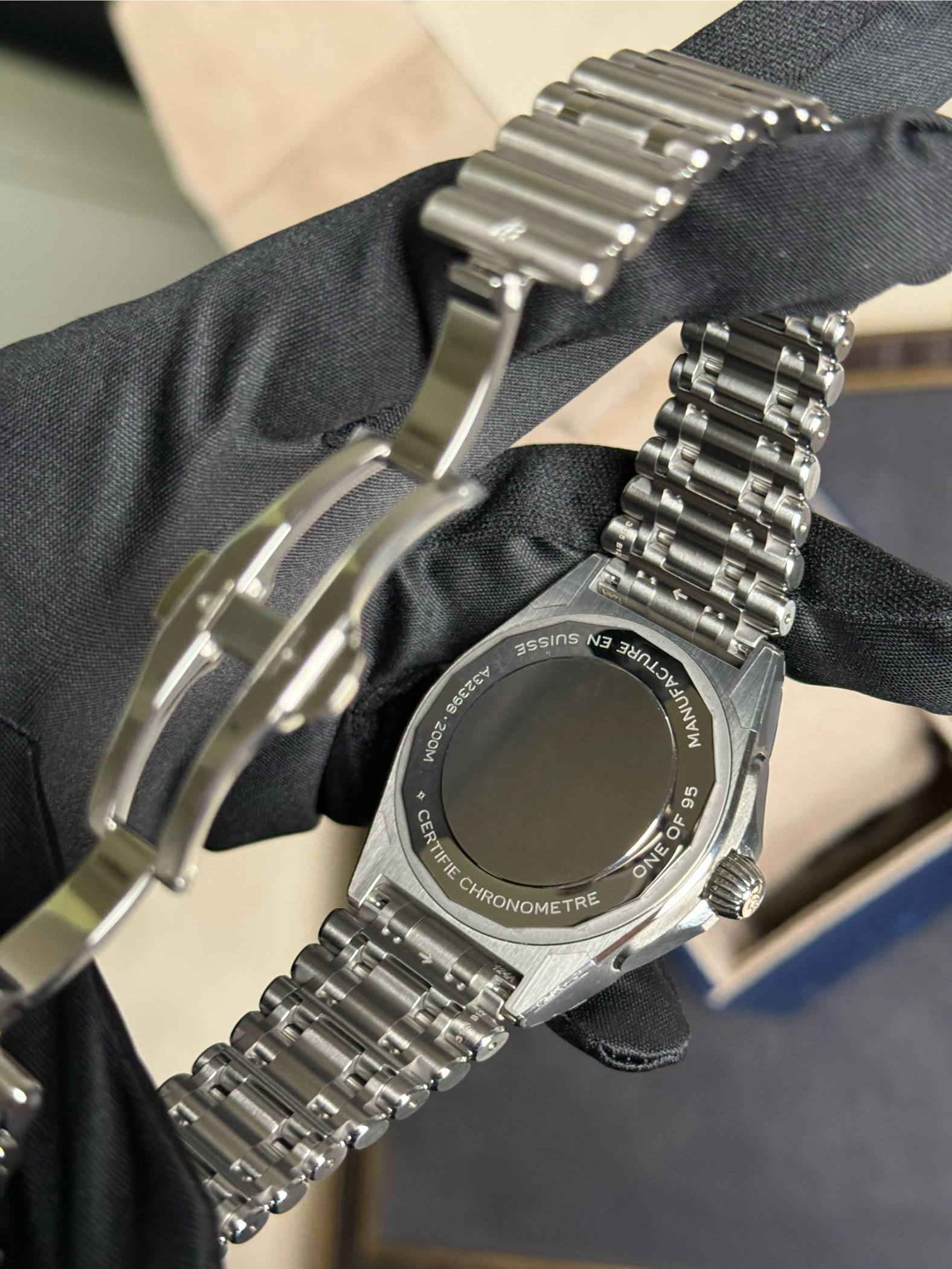 Breitling Chronomat Automatic GMT 40