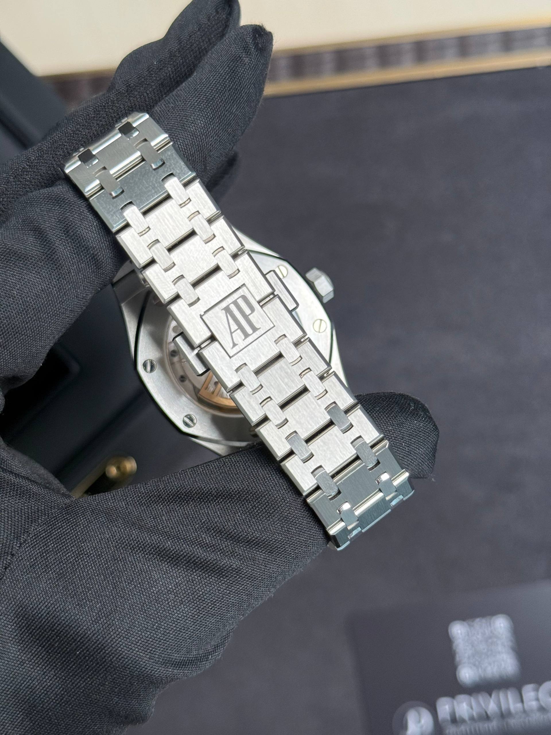 Audemars Piguet Royal Oak Selfwinding 37 mm